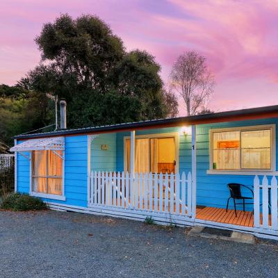Boat Harbour Garden Cottages 1 A 1920